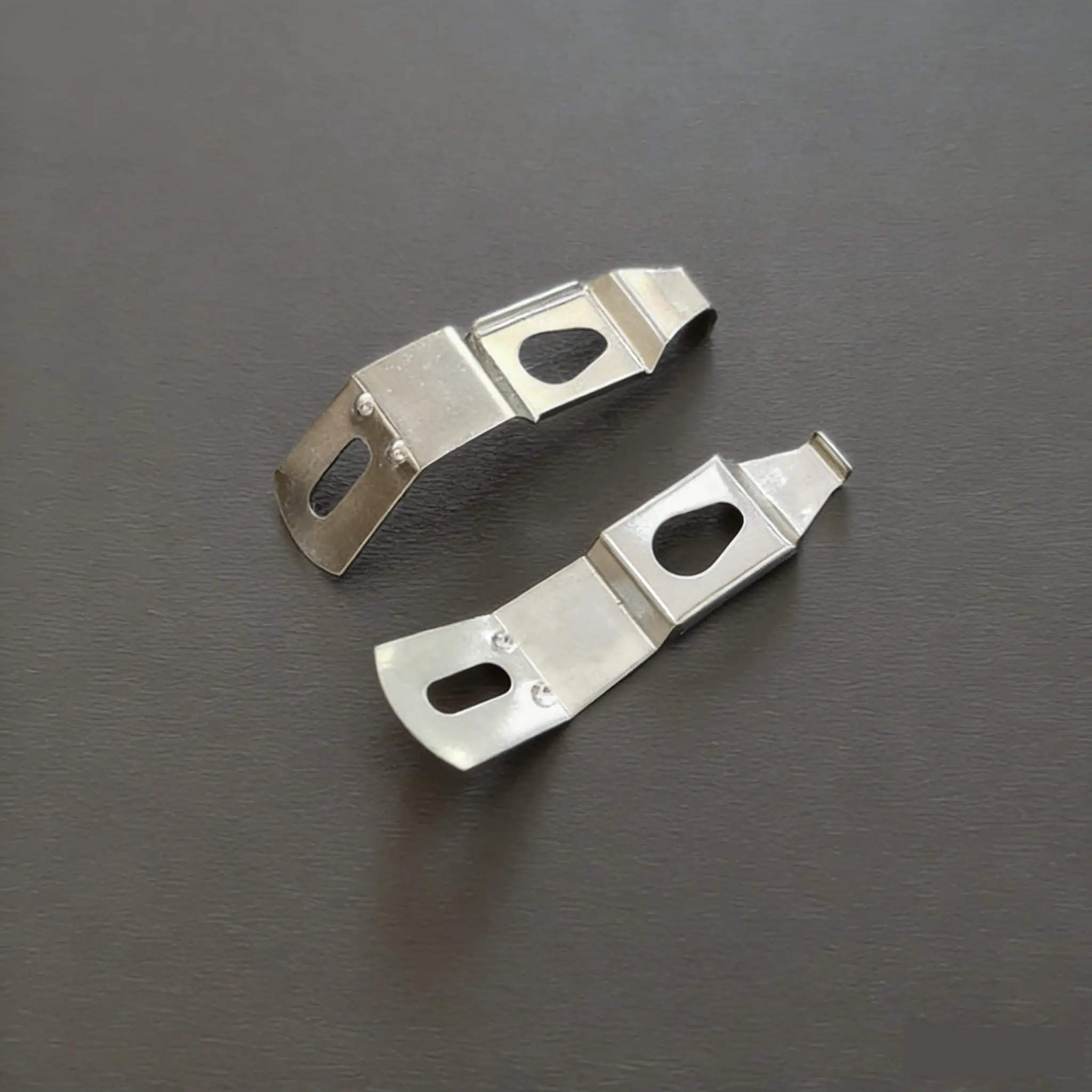 PW20 Small Picture Frame Spring Clip S01 – 33 mm stainless steel
